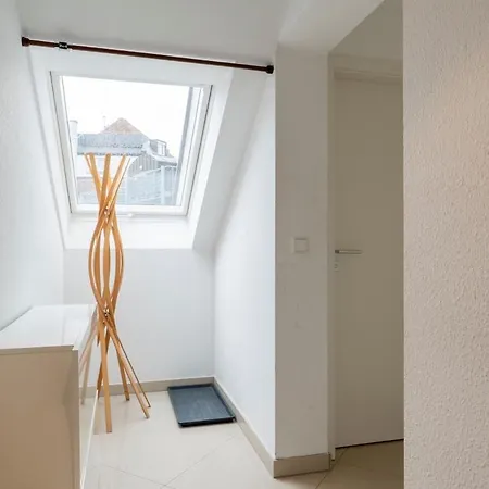 10 Guests Near Mercedes Plant & Train Apartman Sindelfingen